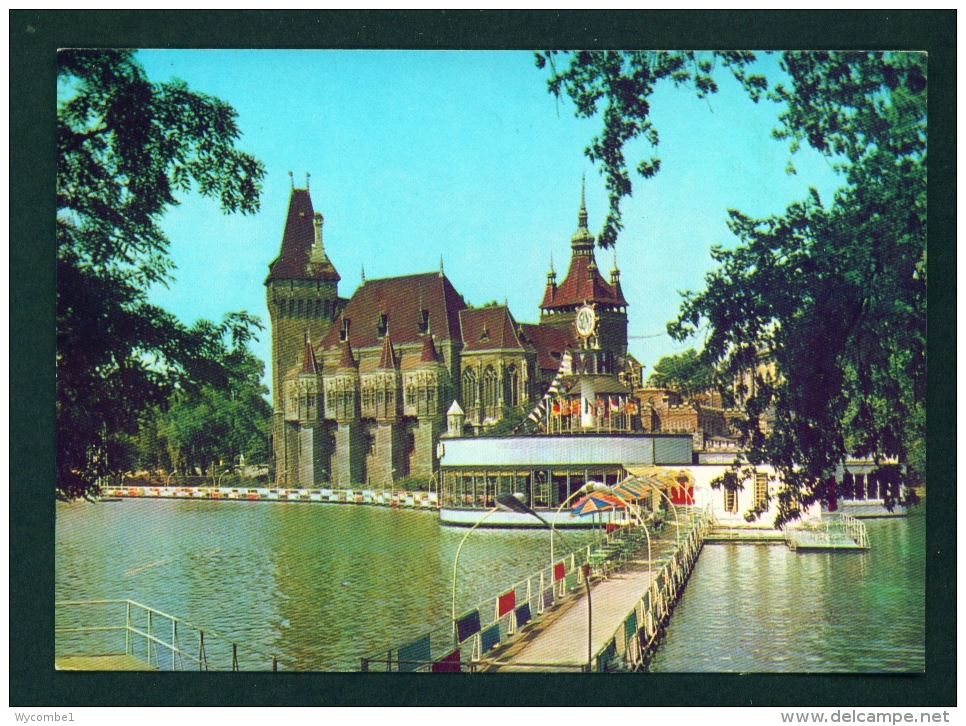HUNGARY  -  Budapest  Vajdahunyad Castle  Unused Postcard As Scan - Hungary