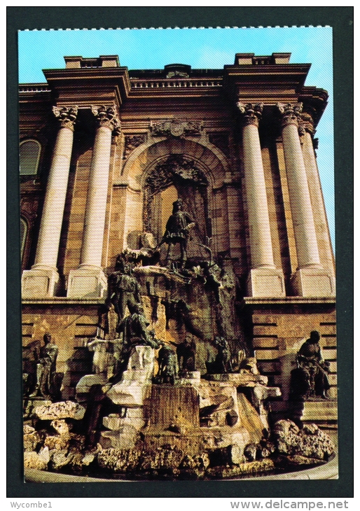 HUNGARY  -  Budapest  Buda Castle  Well Of Matthias  Unused Postcard As Scan - Hungary