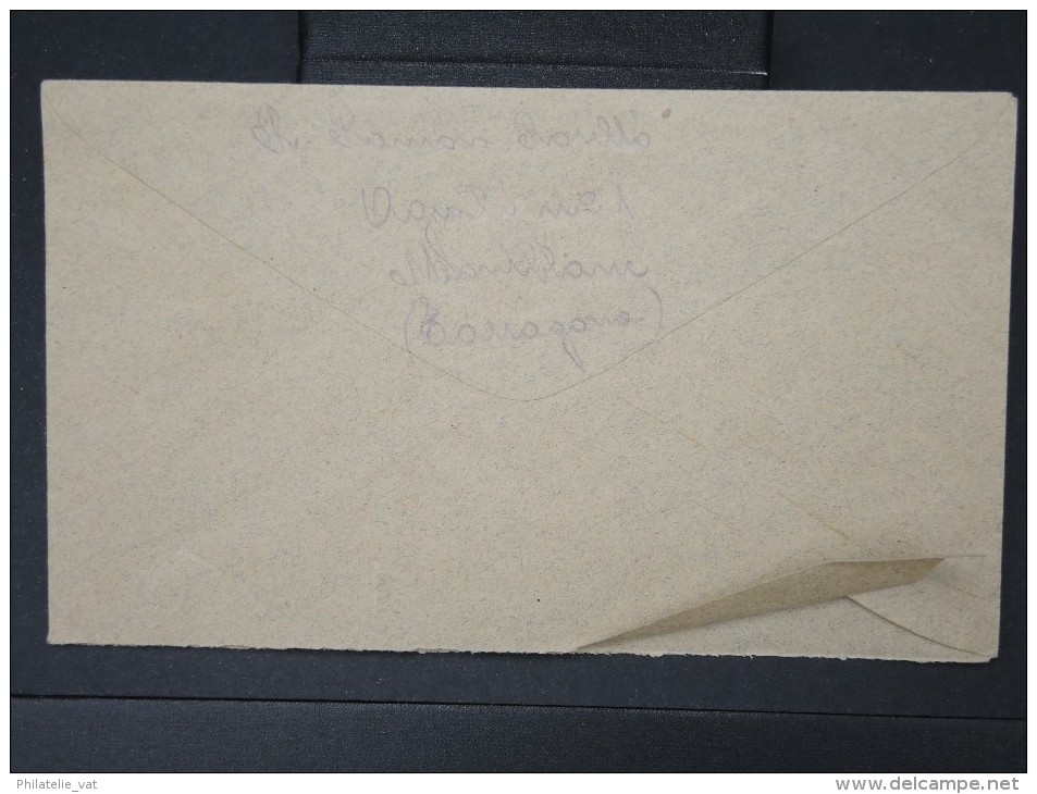 ESPAGNE-RARE Enveloppe De Montblanch Avec Vignette D Aide Au Réfugiés En 1937  A Voir Absolument LOT P5119 - Spanish Civil War Labels