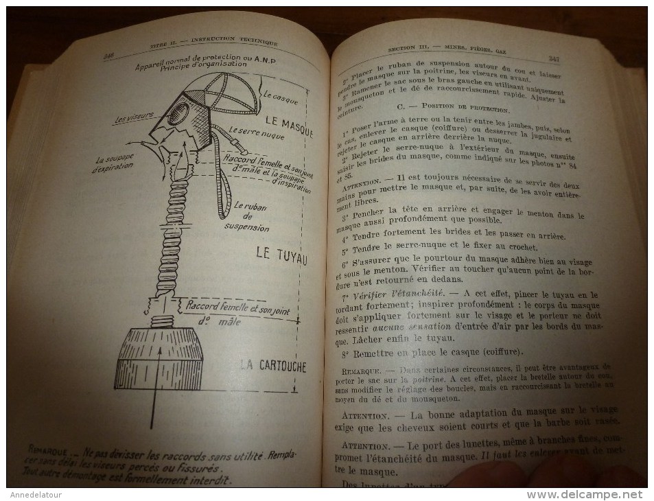 1953 MANUEL de PREPARATION MILITAIRE SUPERIEURE et CARTE des DISTINCTIONS ARMEES (TERRE, MER, AIR )