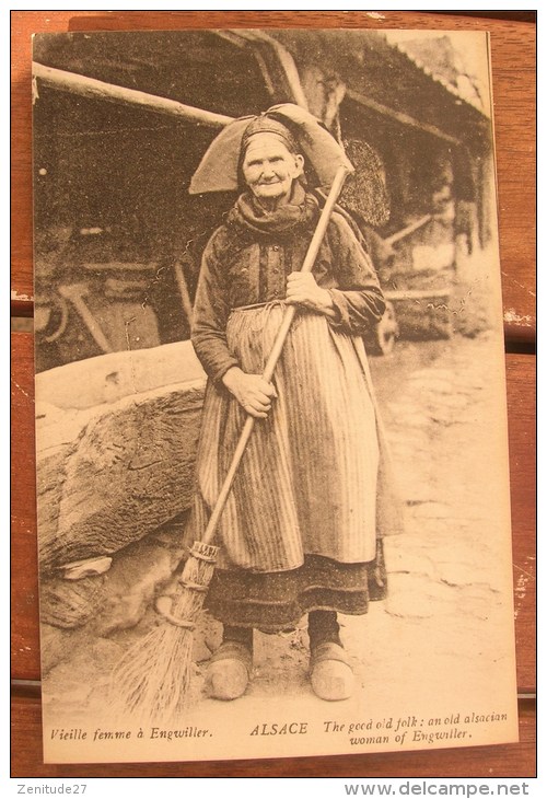 Alsace -  Vieille Femme à Engwiller - Silhouetkaarten