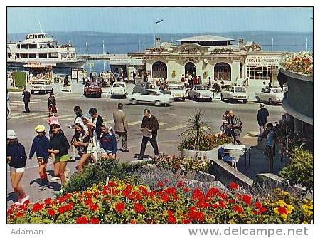 Evian Les Bains   H356          L'embarcadère Et Le "Henri Dunan" ( Voiture ) - Evian-les-Bains