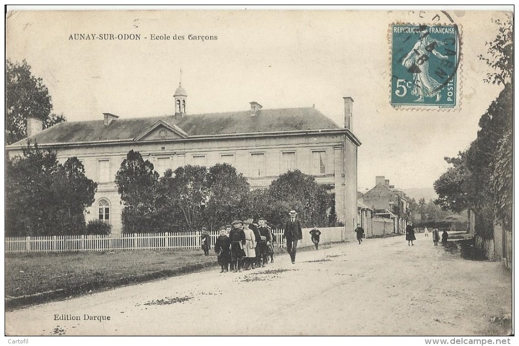 AUNAY SUR ODON - Ecole Des Garçons - Autres & Non Classés