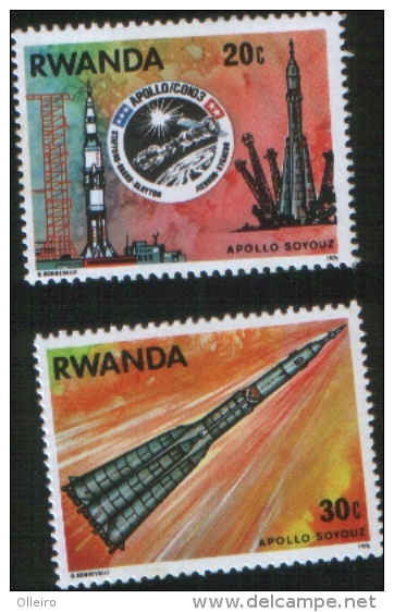 RWANDA 1976 SPACE COOPERATION USA - URSS APOLLO SOYOUZ COOPERAZIONE SPAZIALE MNH - Nuovi