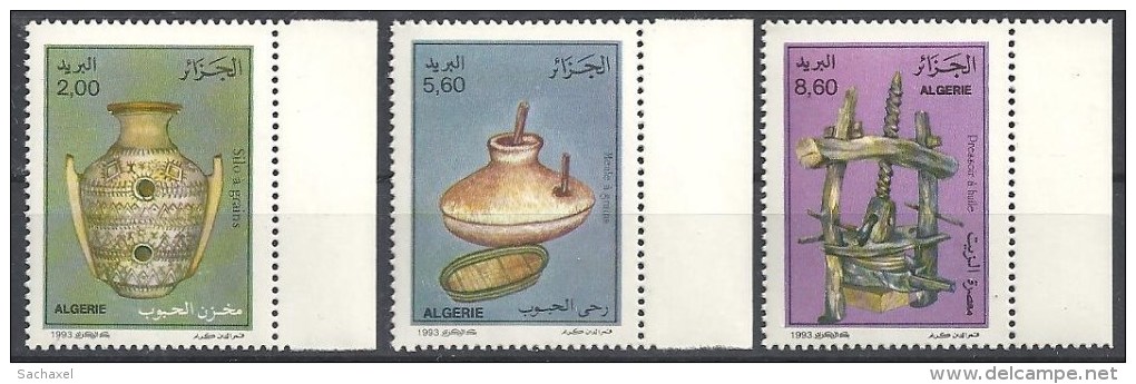 1993  Algérie N°  1044  à  1046  Nf**  .  Traditions Et Héritage . Silo à Grains , Meule à Grain , Pressoir à Huile - Algeria (1962-...)