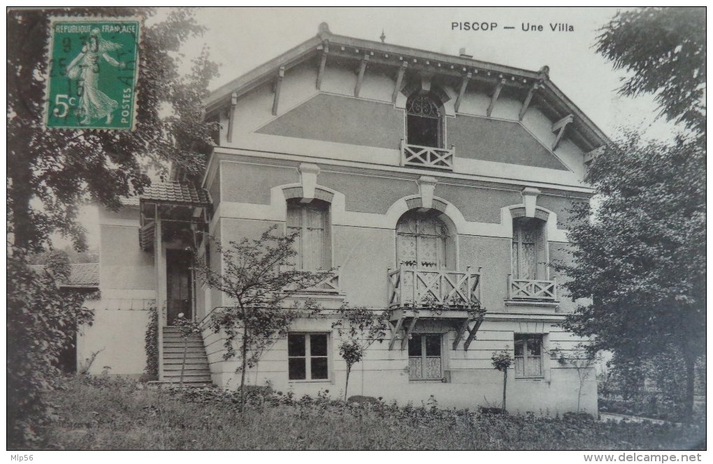 95 PISCOP UNE VILLA - Pontcelles