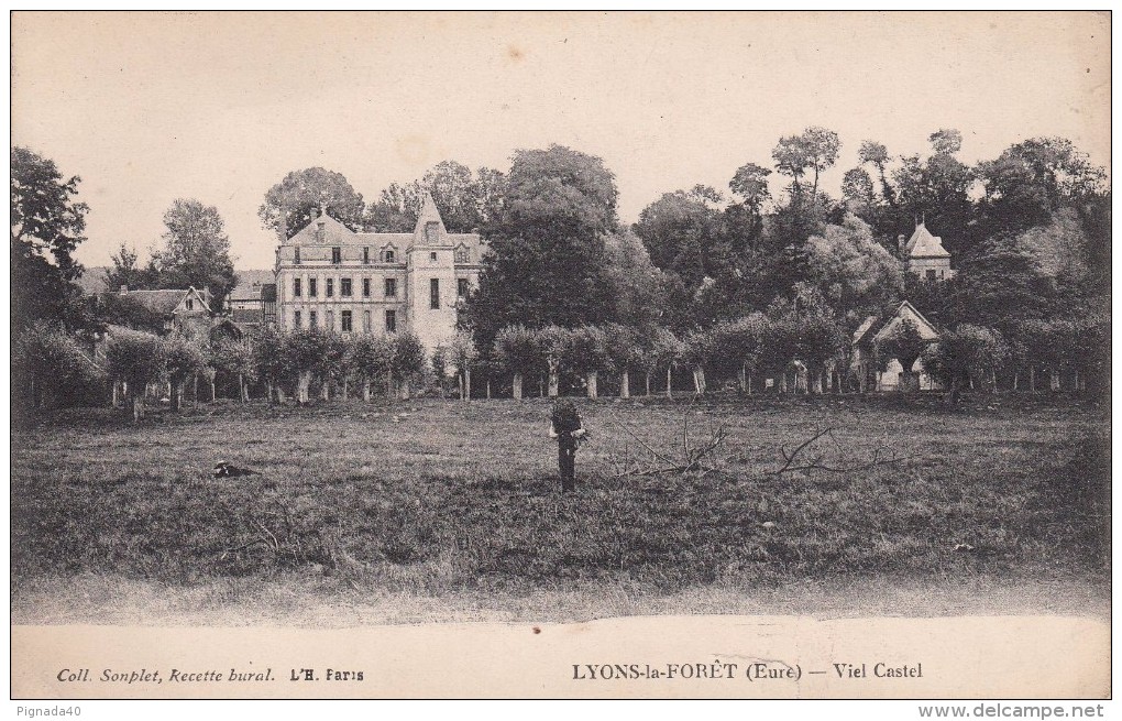 Cp , 27 , LYONS-la-FORÊT , Viel Castel - Lyons-la-Forêt