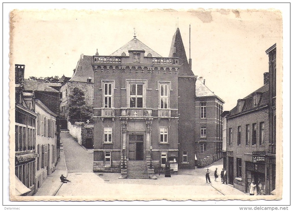 CPSM Gembloux Belgique Belgie Place De L' Hôtel De Ville Pharmacie La Croix Blanche édit J Duculot  écrite - Gembloux