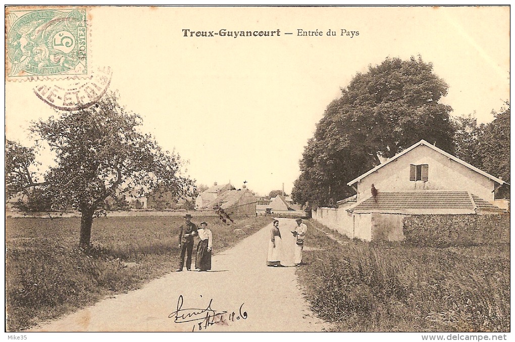 Troux - Guyancourt - Entrée Du Pays - Guyancourt