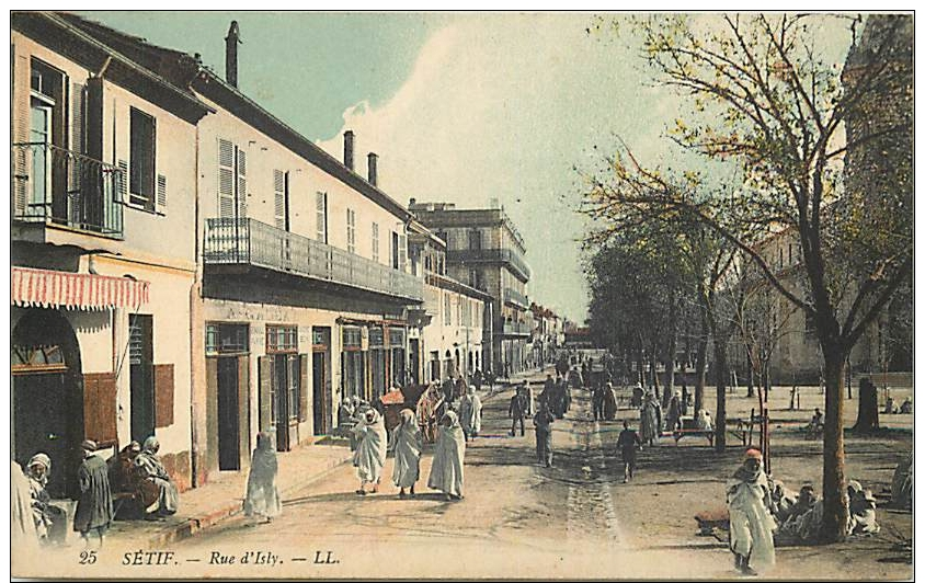 ALGERIE 1281  CPA  SETIF     -    Rue D'isly Animation      Belle Carte - Sétif