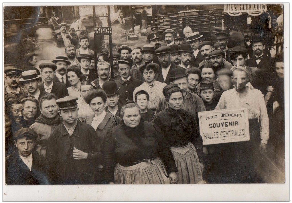 Carte Photo  Souvenir Halles Centrales Paris 1906 - Arrondissement: 01