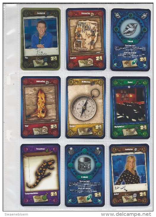 NL.- Het huis Anubis. Reality Cards. Verzamel en speel mee. Met alle 108 kaarten. 14 pag. tekst. 6 bladen cards.14 scans