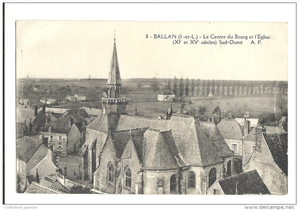 Cp, 37, Ballan, Le Centre Du Bourg Et L´Eglise, Sud Ouest - Ballan-Miré