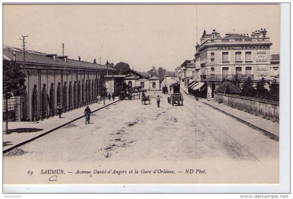 Saumur.. Animée.. La Gare D'Orléans.. Avenue David D'Angers.. Hôtel Terminus.. Attelages - Saumur