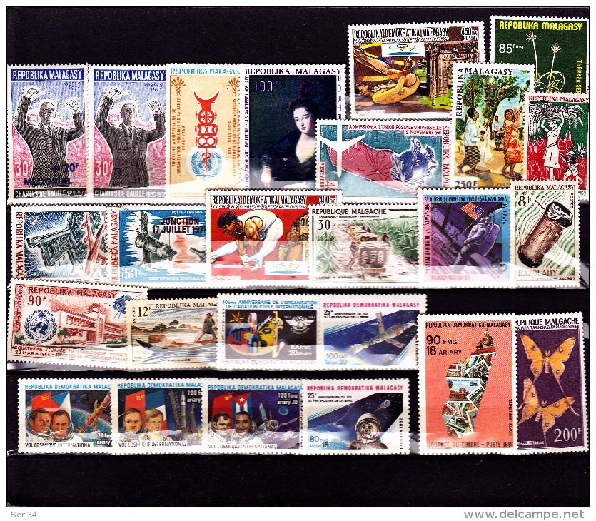 MADAGASCAR :  : Y&T :*  : Lot De 25 Timbres NSG - Madagascar (1960-...)