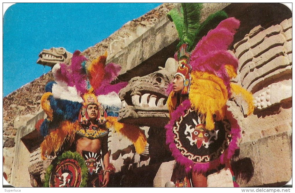 W-XACHIQUETZAL AZTEC DANCERS - Amérique