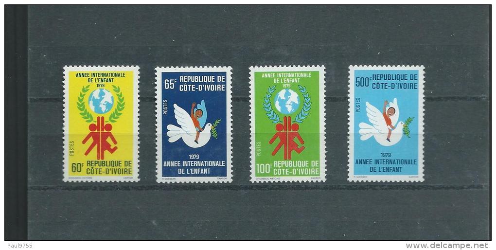 COTE D'IVOIRE ( REPUBLIQUE ) 1979 Y.T.489-492 MNH/** ANNEE DE L'ENFANT - Côte D'Ivoire (1960-...)