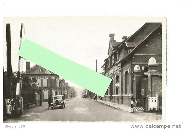 Cpa 80114, Flixecourt Route Nationale , Somme - Flixecourt