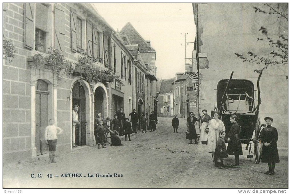 64 - Arthez - Cpa Animée - Grande Rue - Pyrénées Atlantiques - Voir 2 Scans. - Arthez De Bearn