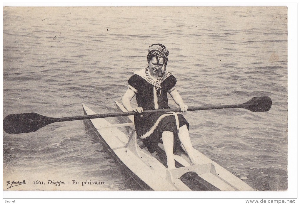 DIEPPE. - En Périssoire - Rowing