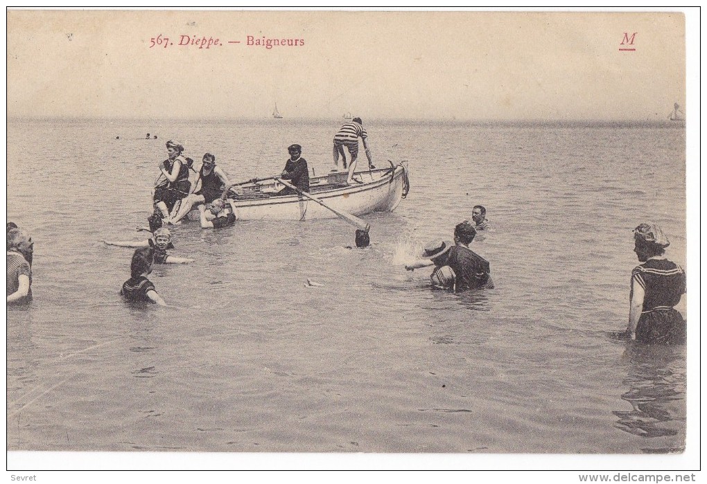 DIEPPE. - Baigneurs - Natación