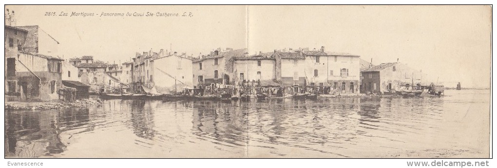 LES MARTIGUES / CARTE DOUBLE    /////    REF MAI 15 /  N° 7642 - Other & Unclassified