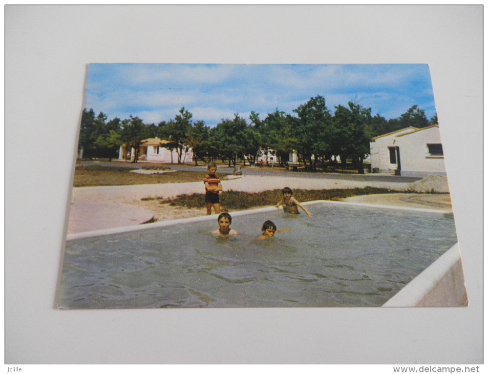 CHARENTE MARITIME - AULNAY DE SAINTONGE - 17 1017 - Posté En 1979 Flamme Village De Vacances PISCINE - Aulnay