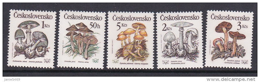 Czechoslovakia 1985 Mushrooms MNH - Used Stamps