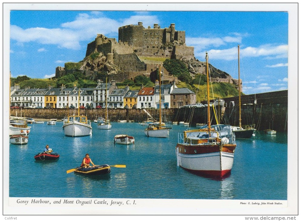 Jersey       Gorey Harbour, And Mont Orgueil Castle - Autres & Non Classés