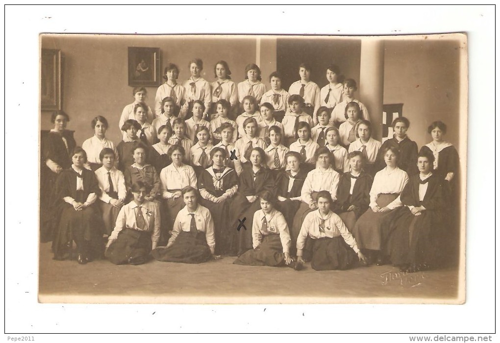 Carte Photo : YORK : York Municipal Secondary School For Girls : Senior Pupils & Staff : école Municipale De Filles - Other & Unclassified