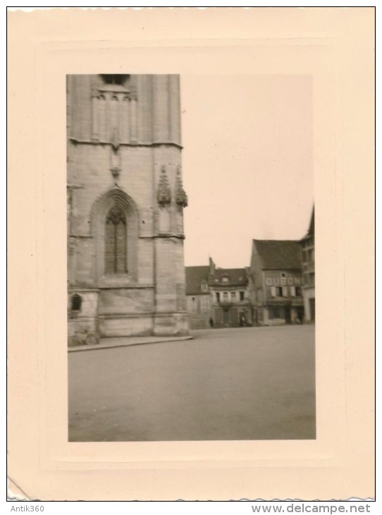 Lot De 2 Photographies Amateurs CLAMECY (58 Nièvre) Mars 1956 - Autres & Non Classés