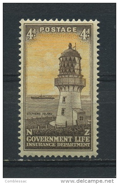 NEW  ZEALAND    1947    Life  Insurance    4d  Brown  And  Yellow  Orange   MH - Neufs