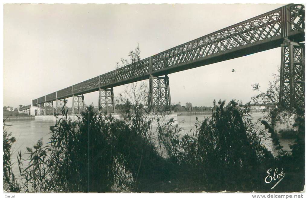 33 - SAINT-ANDRE-DE-CUBZAC - Le Pont Du Chemin De Fer Sur La Dordogne - Autres & Non Classés