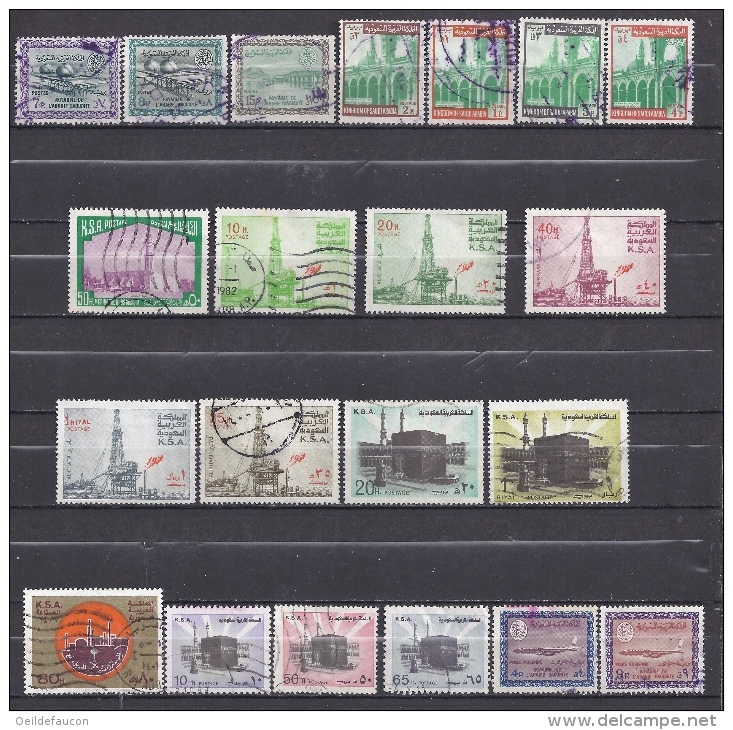 ARABIE SAOUDITE - Yvert - Lot De 21 Timbres Différents - Cote 13,65 € - Voir N° Ci-dessous - Mezclas (max 999 Sellos)