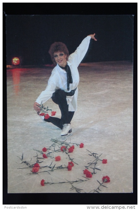 FIGURE SKATING - Old  Postcard -  Ukrainian Ensemble ICE BALLET - 1990 - FAN DANCE - Patinage Artistique