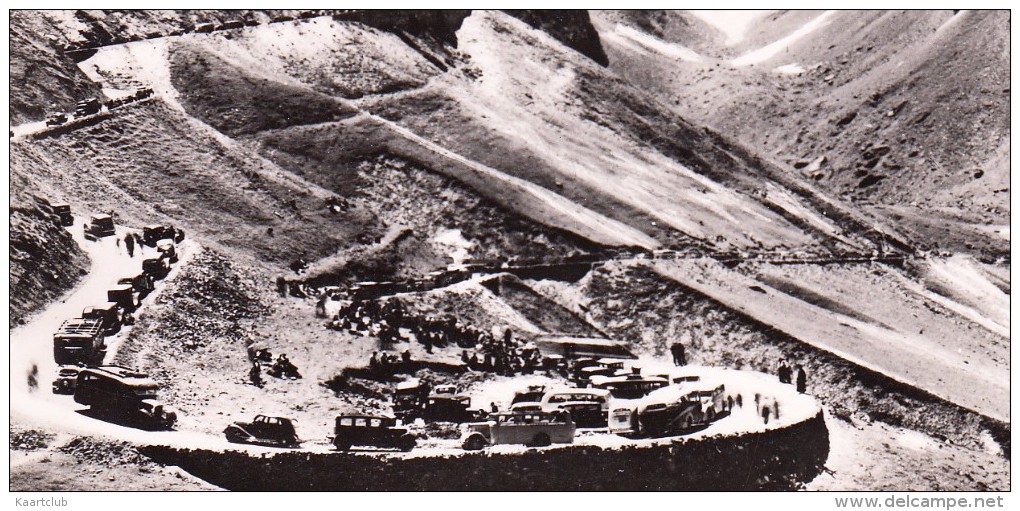 Route Du Tourmalet: TACOTS, AUTOCAR/BUS, CHAR-a-BANC - Chaine Des Pyrénées - Toerisme