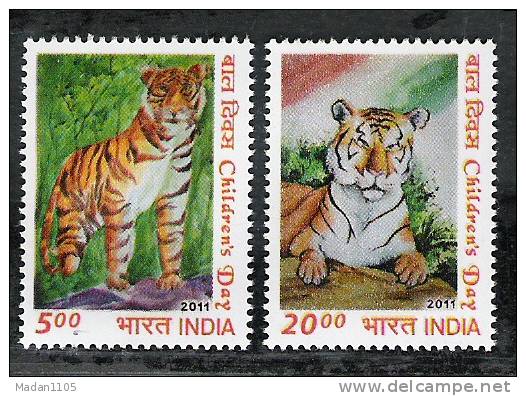 INDIA, 2011,  Childrens Day,  Children's,  Set 2 V, Standing And Sitting Tigers, MNH, (**) - Neufs