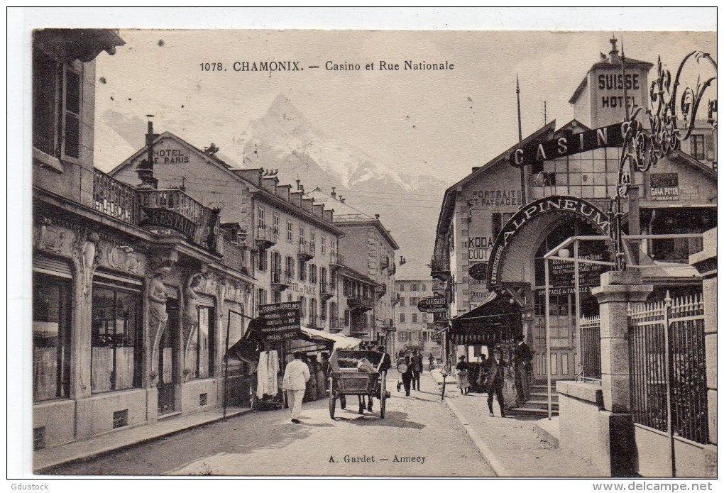 Chamonix - Casino Et Rue Nationale - Chamonix-Mont-Blanc