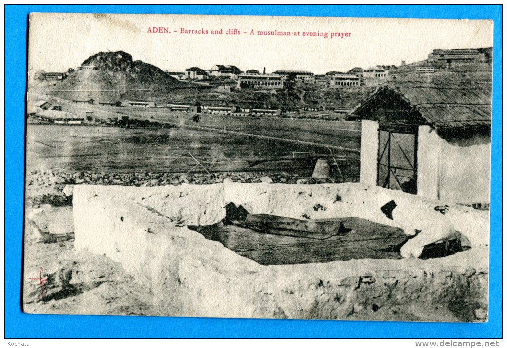 LIP304, Aden, Barracks And Cliffs, A Musulman At Evening Prayer, Animée, Circulée 1912 Timbre Décollé - Yemen