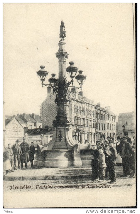 Bruxelles - St Gilles : La Fontaine Monumentale De StGilles - Belle Animation - St-Gilles - St-Gillis