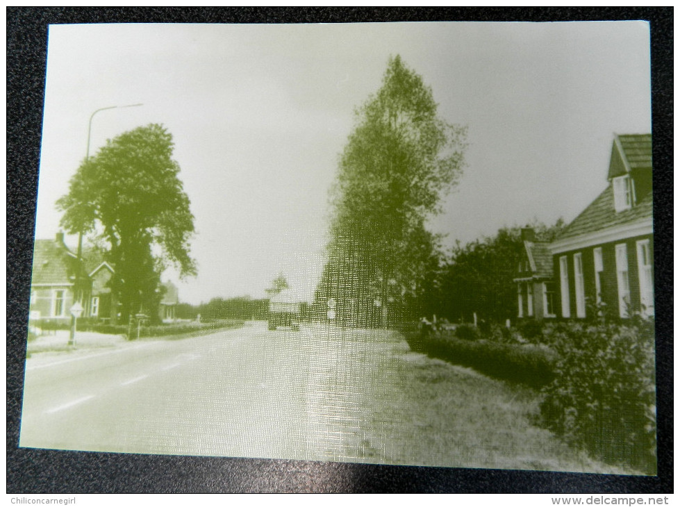 Surhuisterveen In Oude Ansichtkaarten - Willem Veenstra - Uitgegeven Door C 1000 Peter De Rijke - Autres & Non Classés