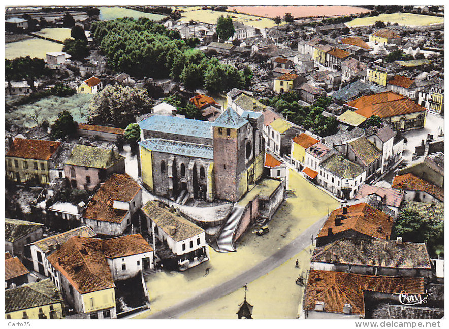 Riscle 32 - Vue Aérienne Eglise - Editeur Combier - Riscle