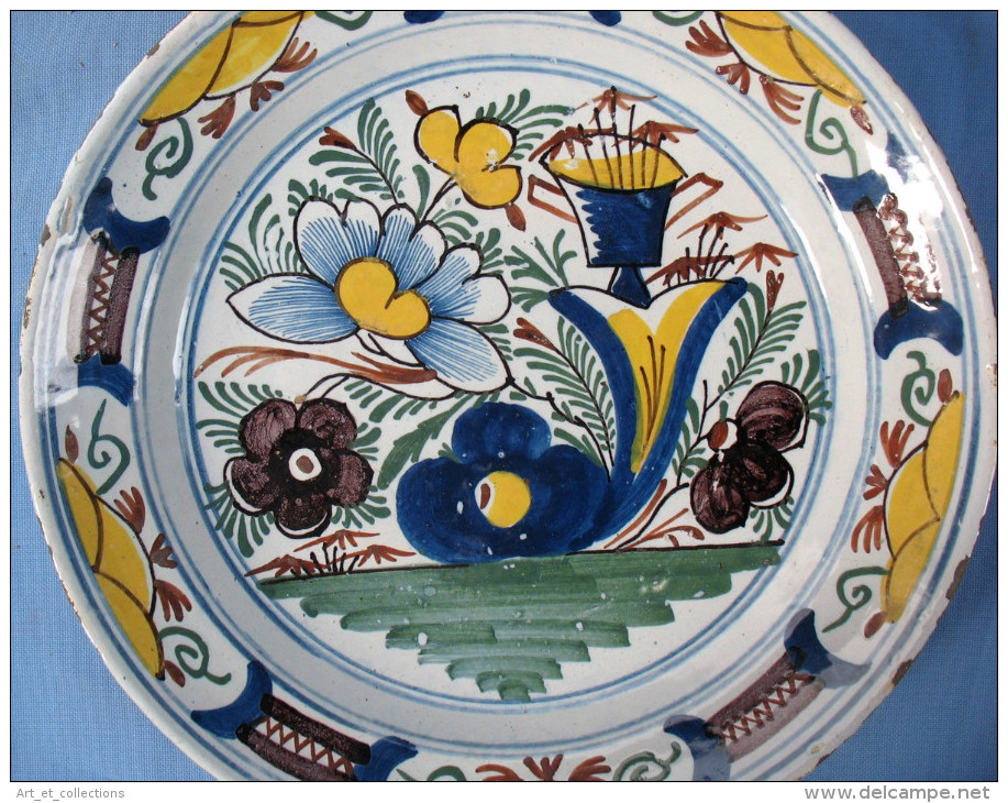 Grand Plat Polychrome DELFT D'époque XVIIIè - Delft (NLD)