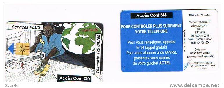 BENIN  -  PTT (CHIP)   -  1994 SERVICES PLUS: MAN PHONING ISSUE 11.94   -  USED -  RIF. 334 - Bénin