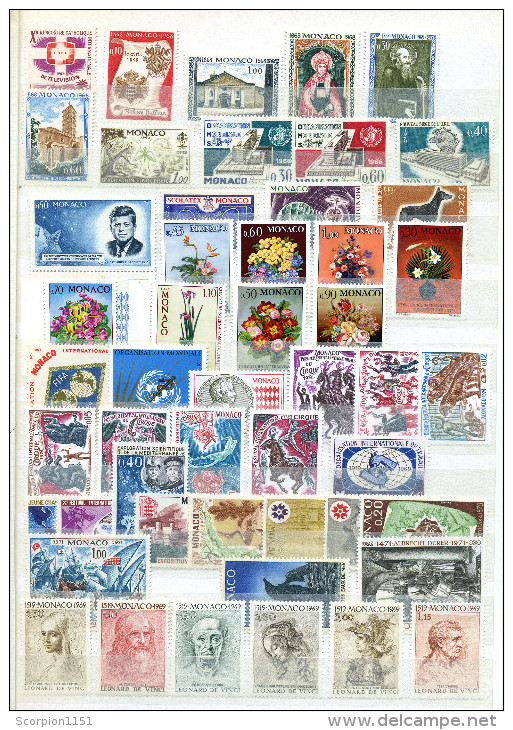 MONACO - Collection Includes Sets & Min. Sheets From 1940-1995 **MNH** CV +820 Euros. - Colecciones (sin álbumes)