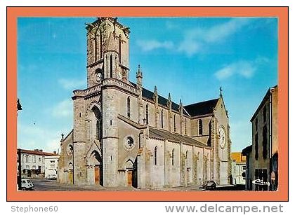 A462 / 283 85 - MONTAIGU Eglise - Autres & Non Classés