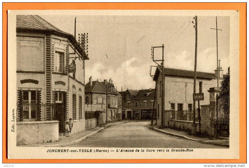 MNG-23  Jonchery-sur-Vesle  Avenue De La Gare Vers La Grand-Rue. ANIME. Non Circulé - Jonchery-sur-Vesle