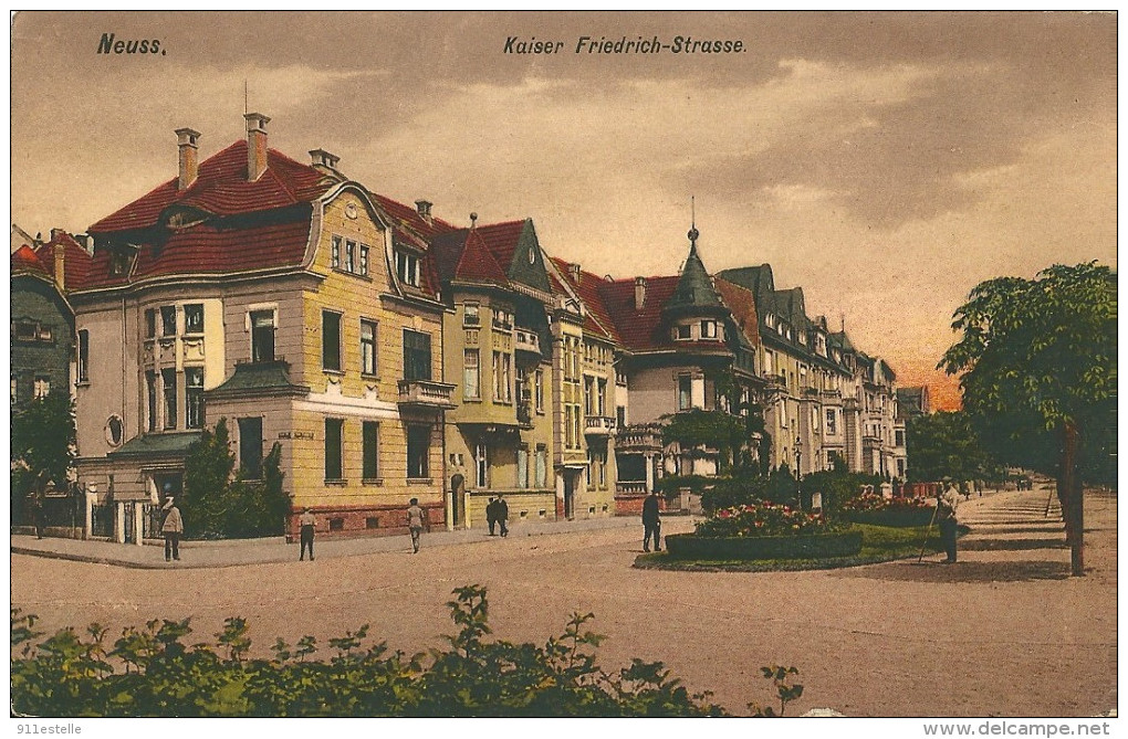 NEUSS  -   Kaiser  Friedrich  - Strass - Neuss