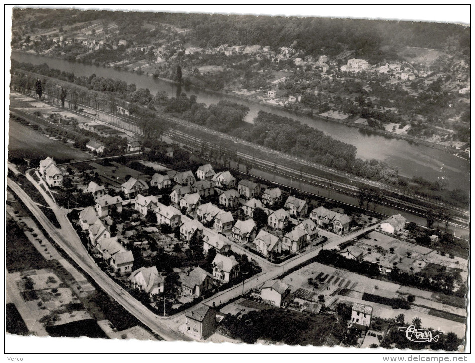 Carte Postale Ancienne De FROUARD - VUE AERIENNE - Frouard