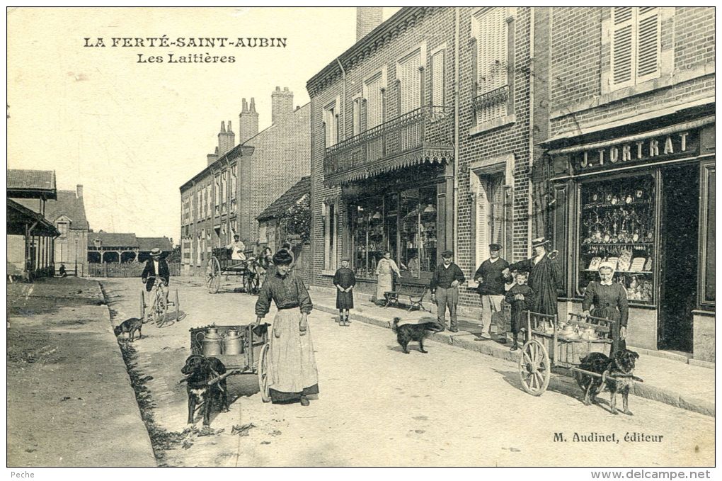 N°42848 -cpa La Ferté Saint Aubin -les Laitières-attelage Chiens- - Attelages